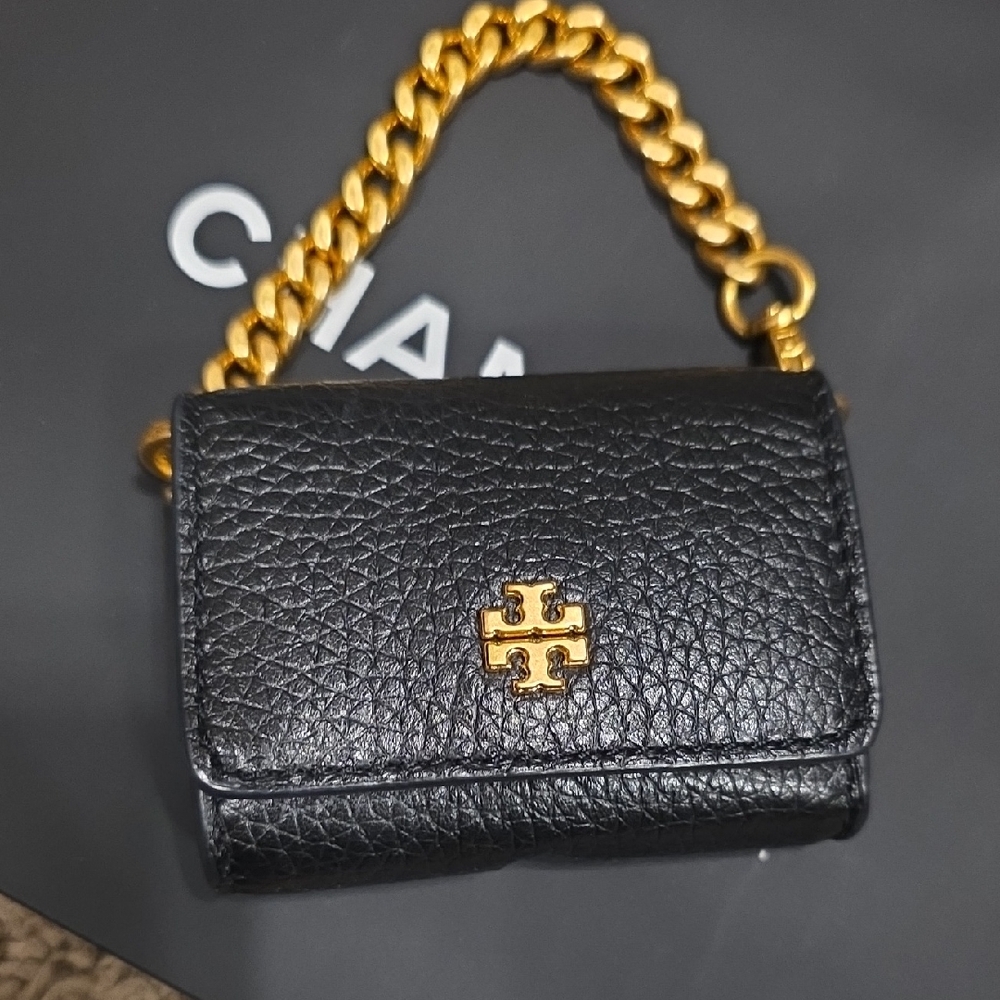 Tory Burch Airpods Pro Case